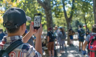 virtuelle Schatzsuche mit QR Codes im park